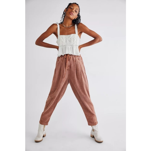 *NEW* Free People Blush High Rise Pleated Paperbag Tapered Leg Multipocket Pants - Picture 2 of 12